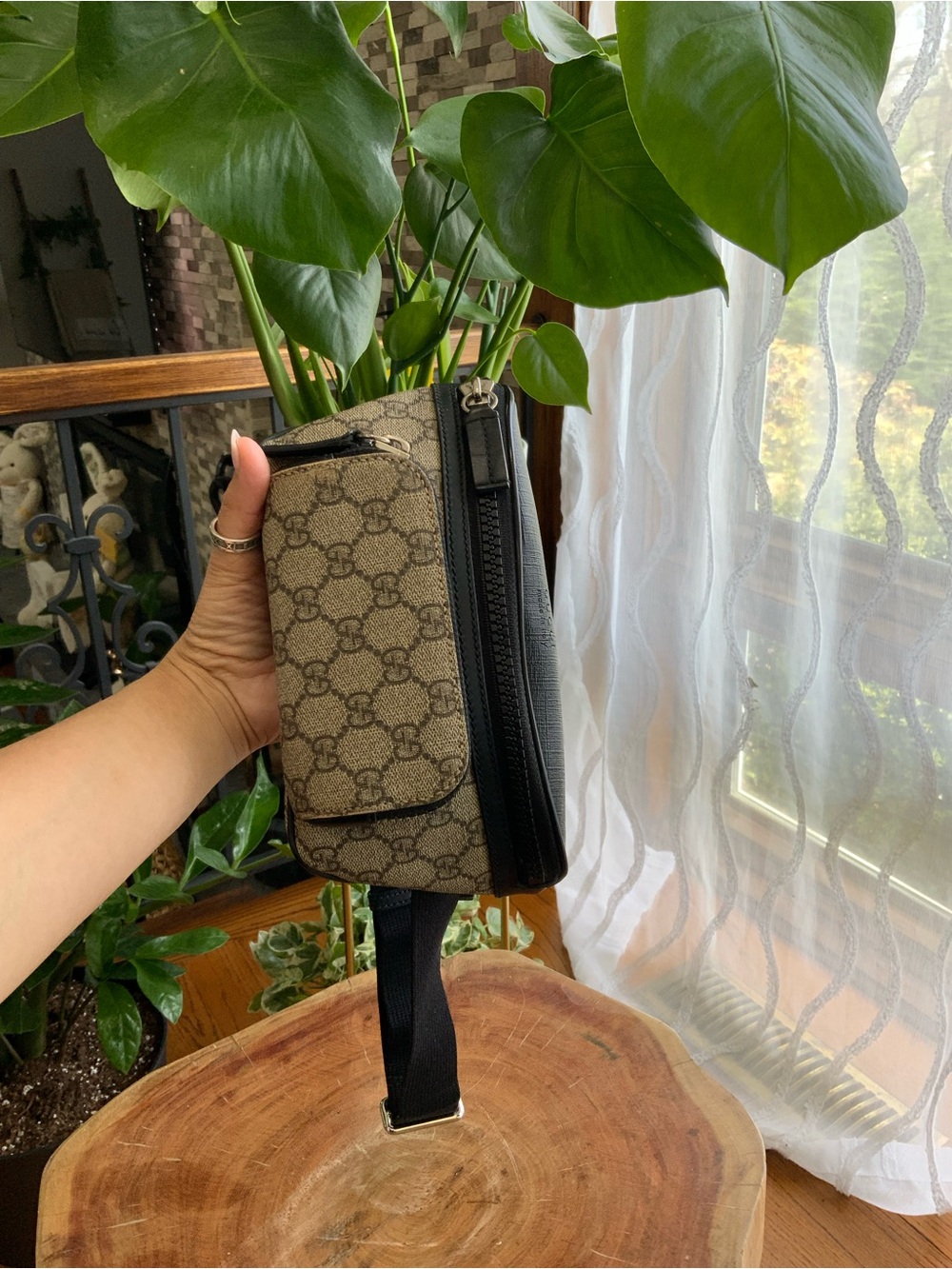 Gucci GG Supreme Belt Bag Black Leather Canvas Crossbody Waist Bag Unisex - Picture 8 of 17